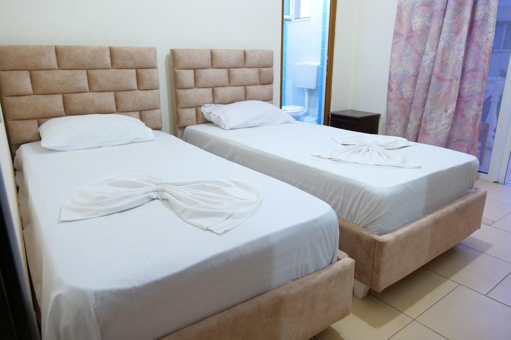 Rixhi Hotel 3*