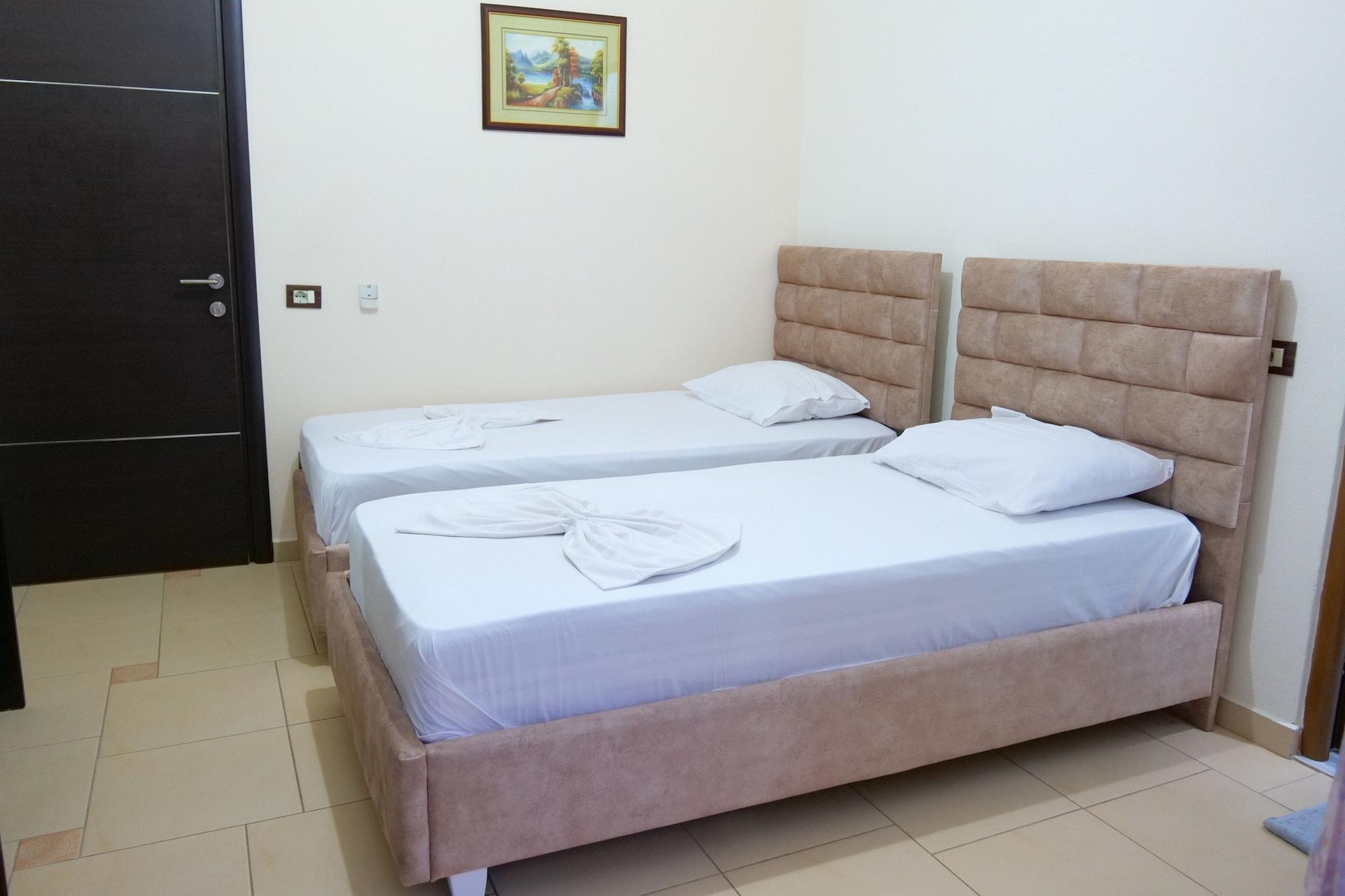 Rixhi Hotel Sarandë