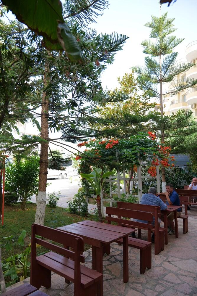 Hotel Rixhi Sarandë